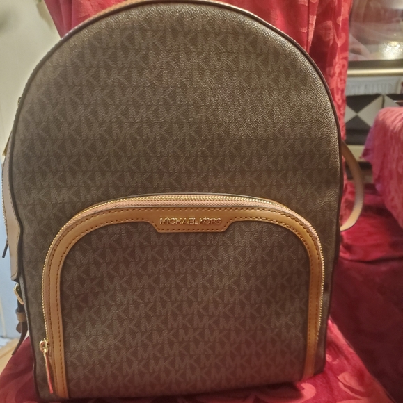 JAYCEE MICHAEL KORS BACKPACK - Picture 2 of 8